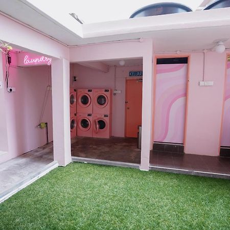 Pink Cabana Hotel George Town  Kültér fotó