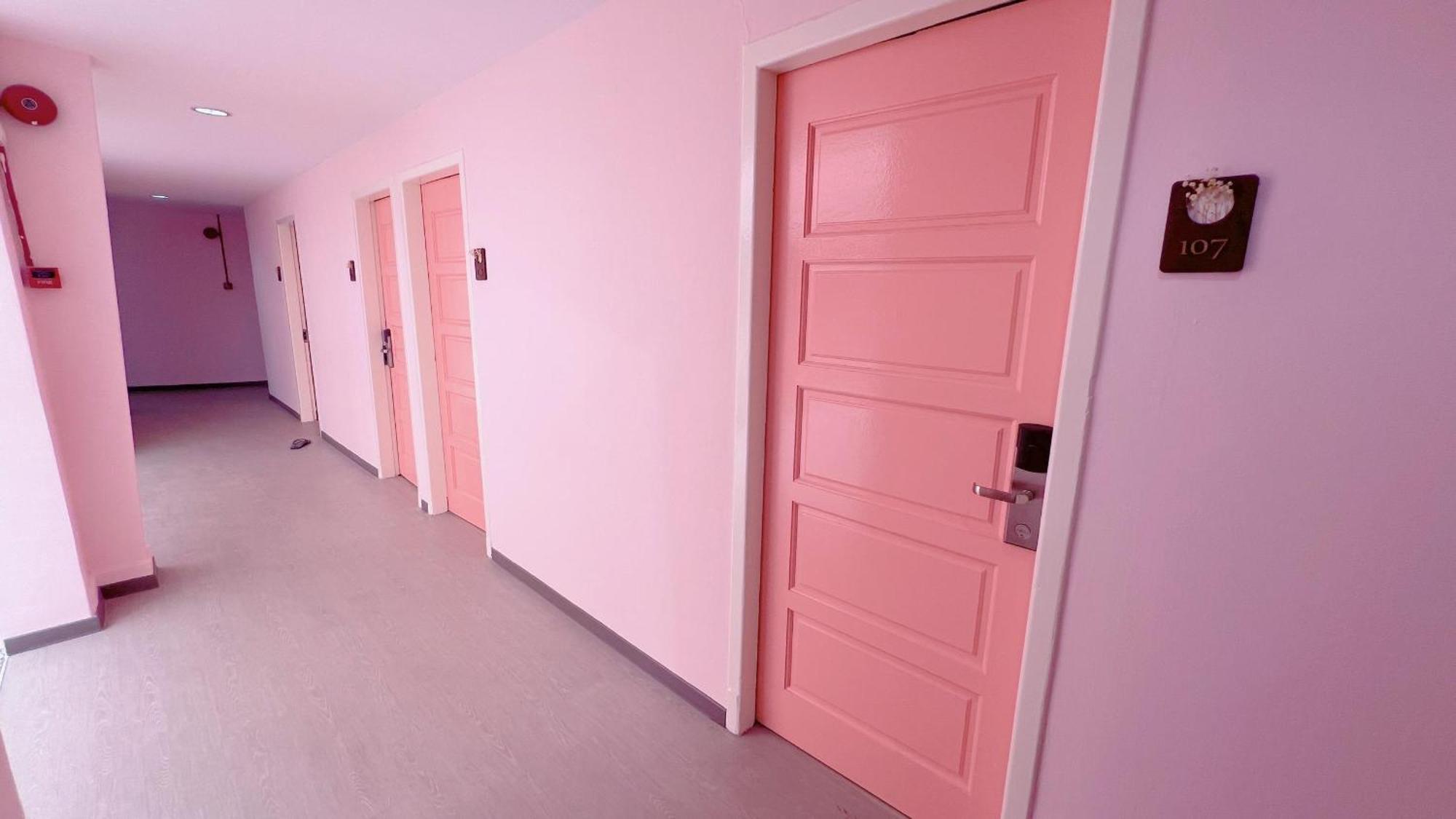 Pink Cabana Hotel George Town  Kültér fotó